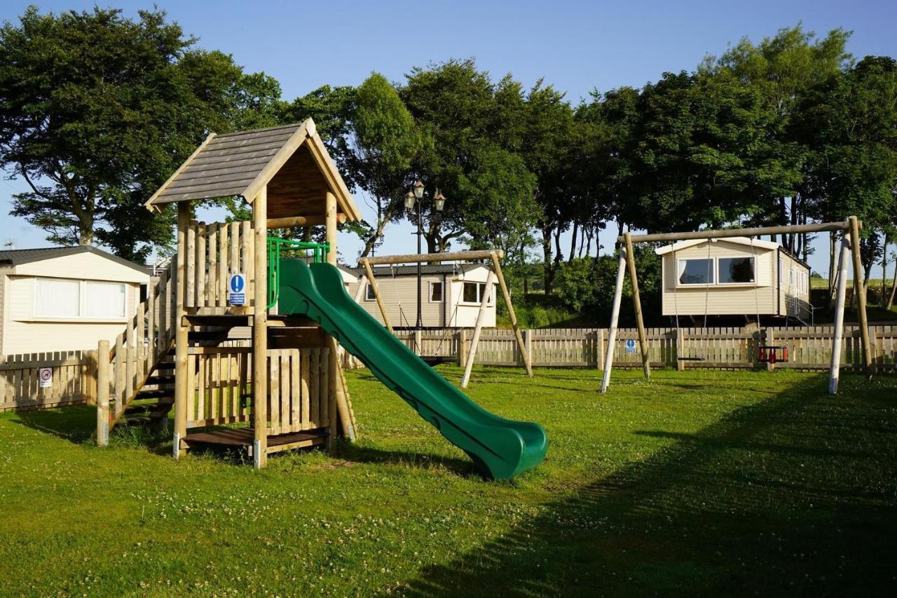 Wright Choice Caravan 5 Lunan View St Cyrus Apartment *